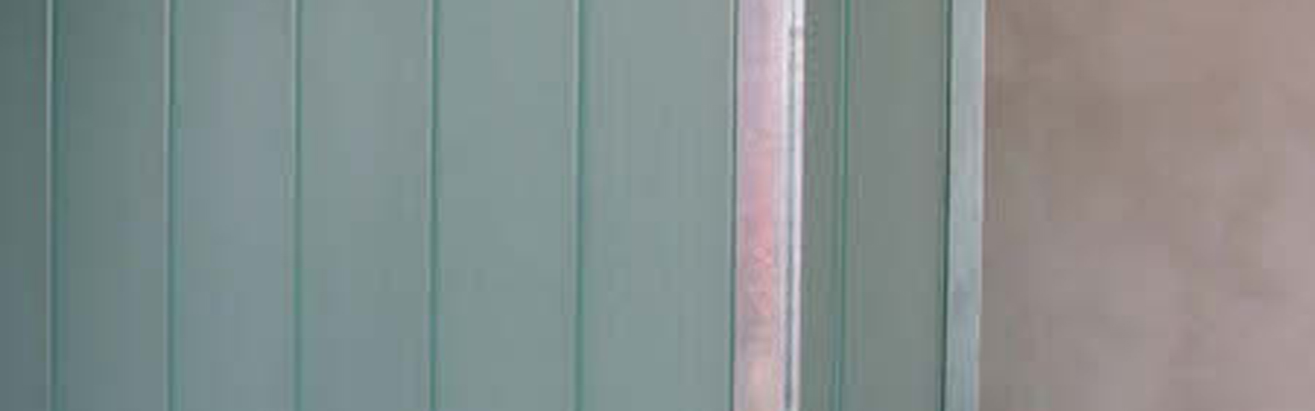 U Glass