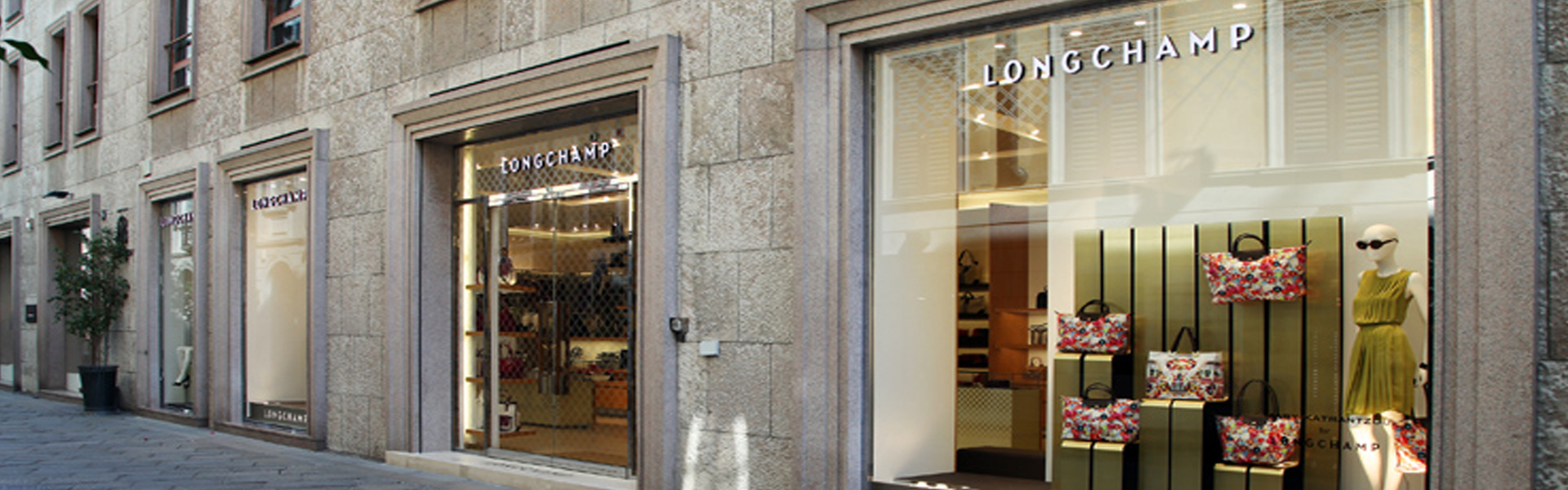Shop Windows
